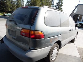 2000 TOYOTA SIENNA CE SAGE 3.0L AT Z17938